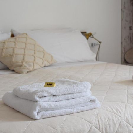B&B Adama Atena Lucana Esterno foto
