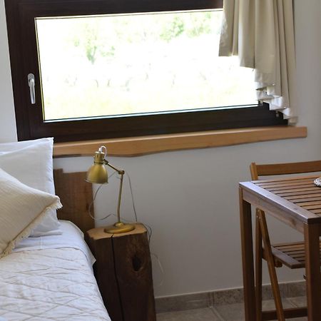 B&B Adama Atena Lucana Esterno foto