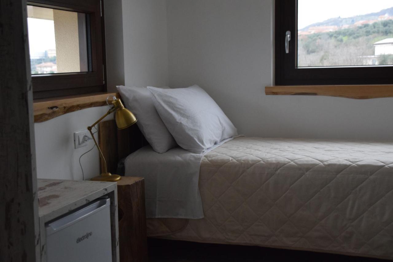 B&B Adama Atena Lucana Esterno foto