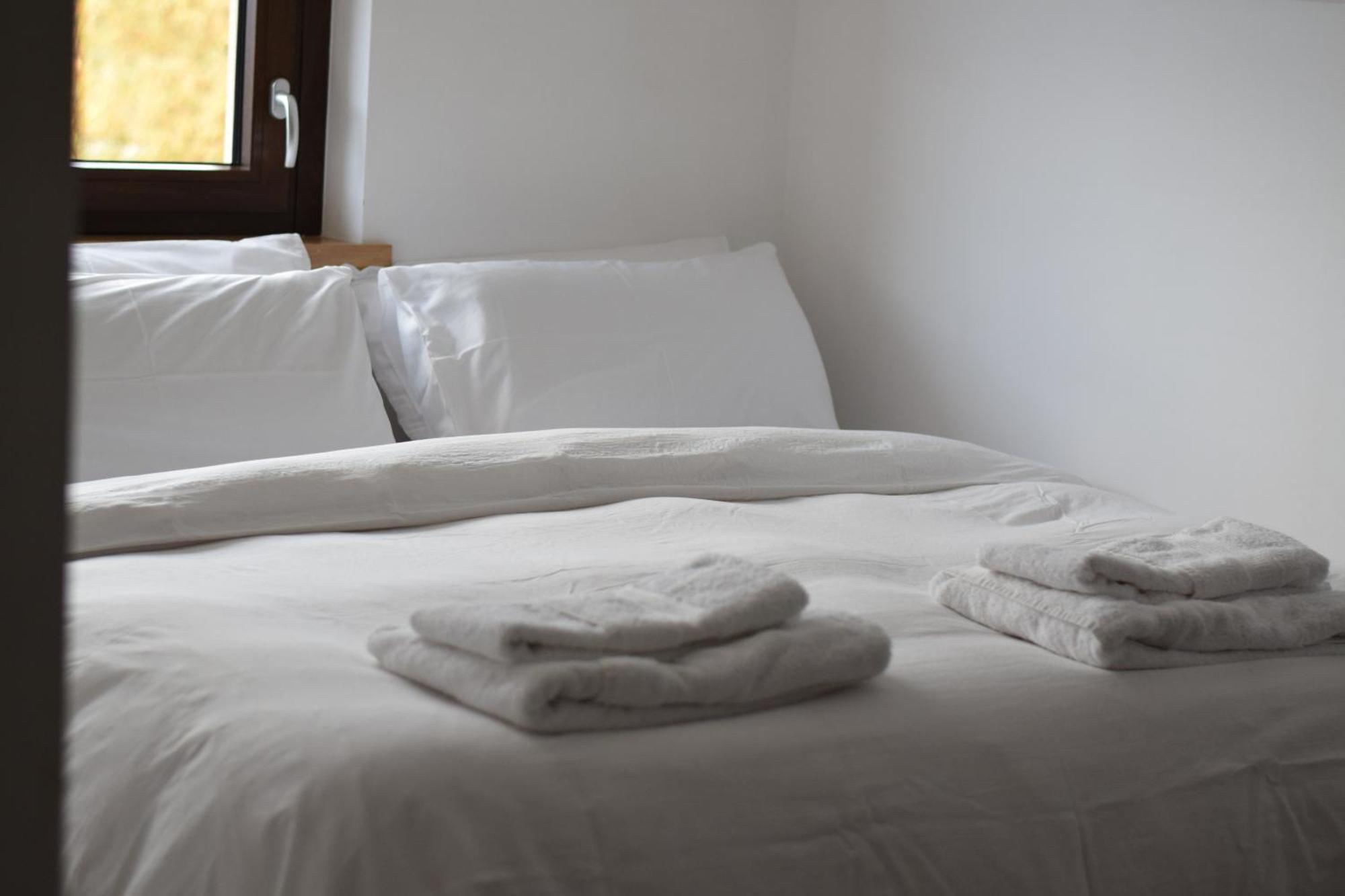 B&B Adama Atena Lucana Esterno foto